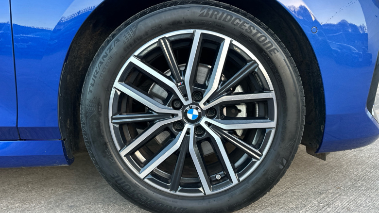 BMW 2 Series 220i MHT M Sport 5dr DCT Petrol Hatchback